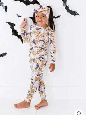 Bums & Roses Kids Long Sleeve Pajama Set - White & Yellow Ghost Print